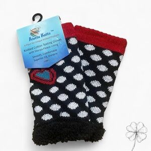 Black and Red Kids Gloves